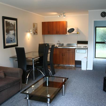 Awatea Park Motel Palmerston North Esterno foto