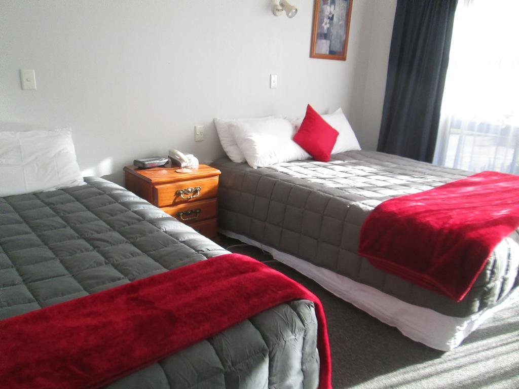 Awatea Park Motel Palmerston North Esterno foto
