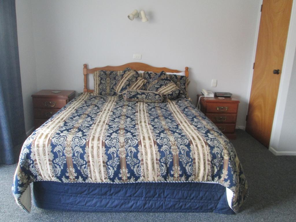 Awatea Park Motel Palmerston North Esterno foto